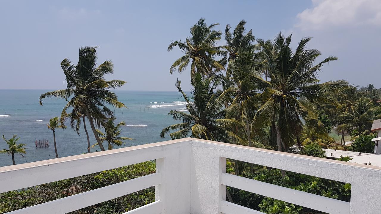 Beach Paradise 호텔 마타라 외부 사진